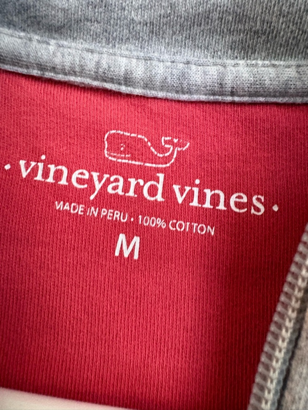 Vineyard Vines Size M Gray 1/4 Zip American Flag USA Pullover - Picture 3 of 3